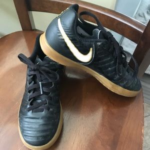 Nike indoor soccer shoes
